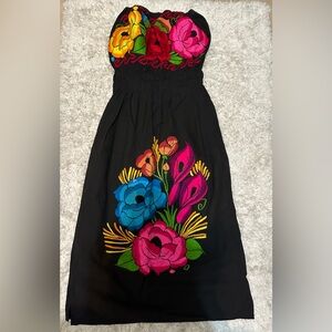 Floral Embroidered Strapless Dress - Black